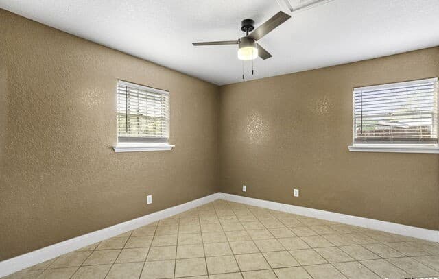 236 E Dullnig Unit 3 — photo 4