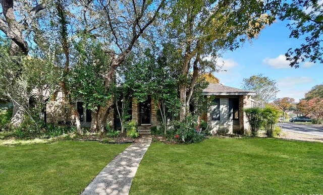 15203 Spring Water Cir