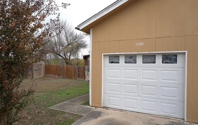 6320 Waddesdon Wood — photo 1