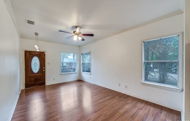 610 Viendo — photo 3