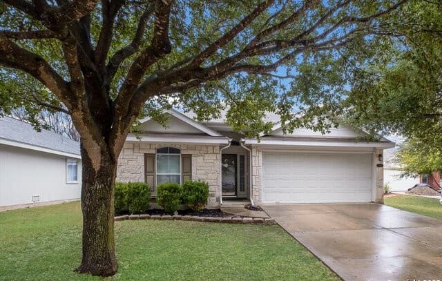 8907 Colt Bluff — photo 1