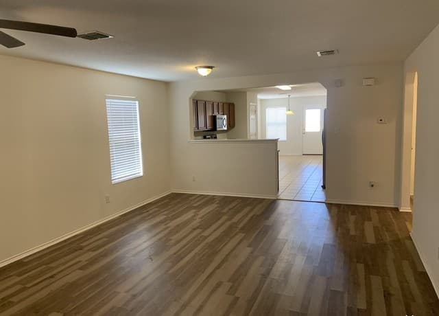 3906 Arrowwood Bend — photo 4