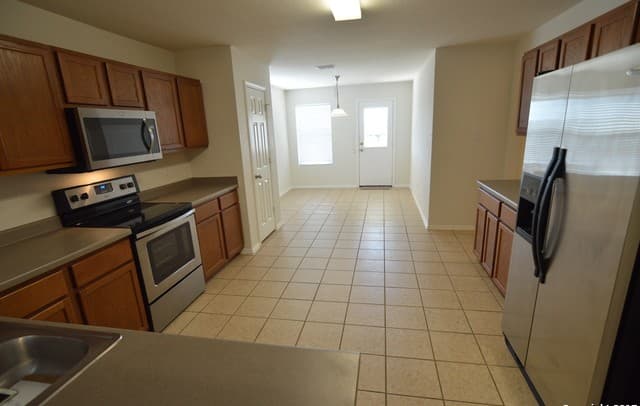 3906 Arrowwood Bend — photo 5