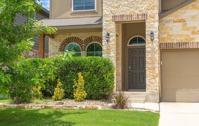 12911 Brewster — photo 3