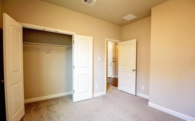 1024 Water Oak — photo 5