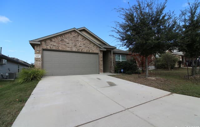 14207 Minette — photo 1