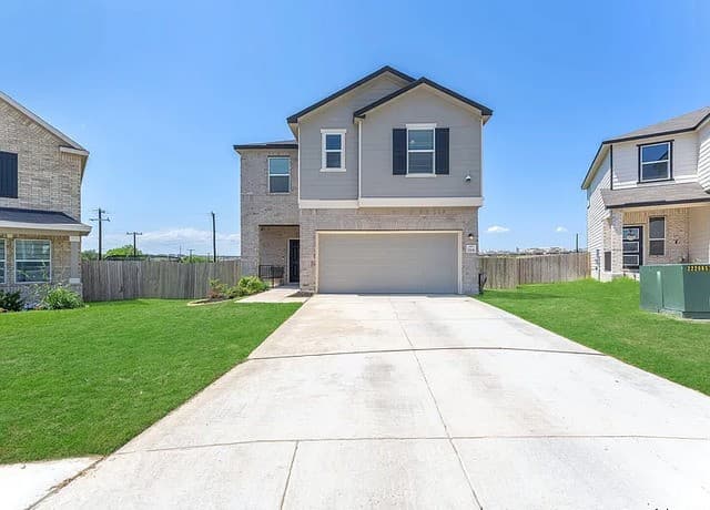 15836 Selene — photo 1