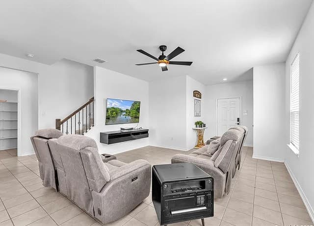 15836 Selene — photo 3