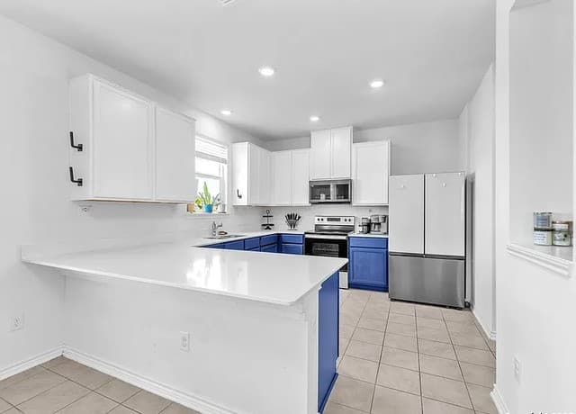 15836 Selene — photo 4