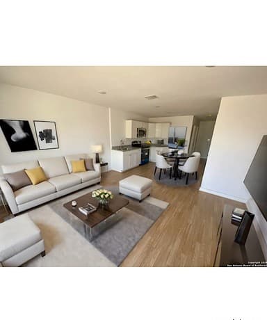 139 Huntington Unit 101 — photo 2