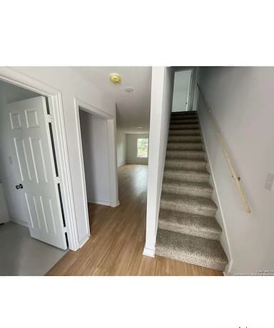 139 Huntington Unit 101 — photo 4