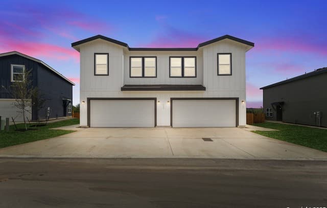 106 Sai Manor Unit 101