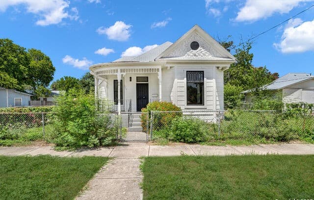 1219 Muncey — photo 2