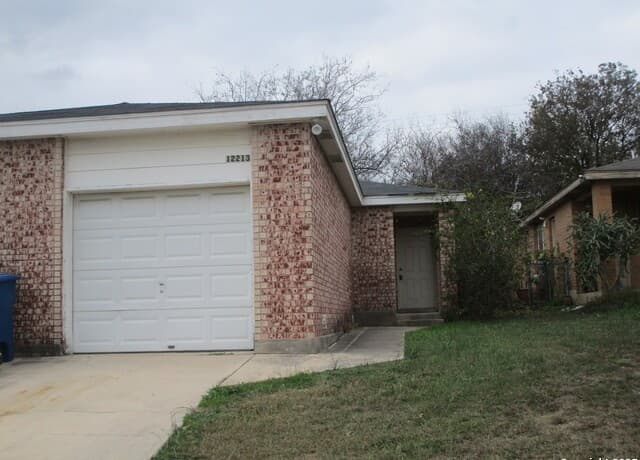 12213 Maverick Bluff — photo 1