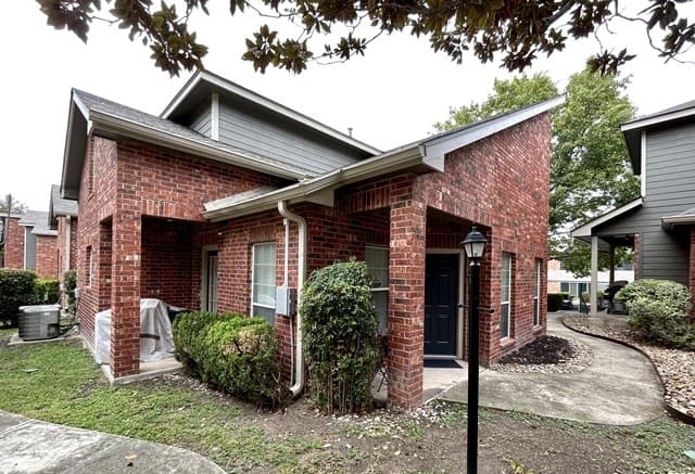 42 Chapel Hill Cir — photo 3