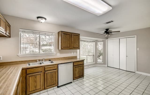 2809 Hidden Grove Ln — photo 5