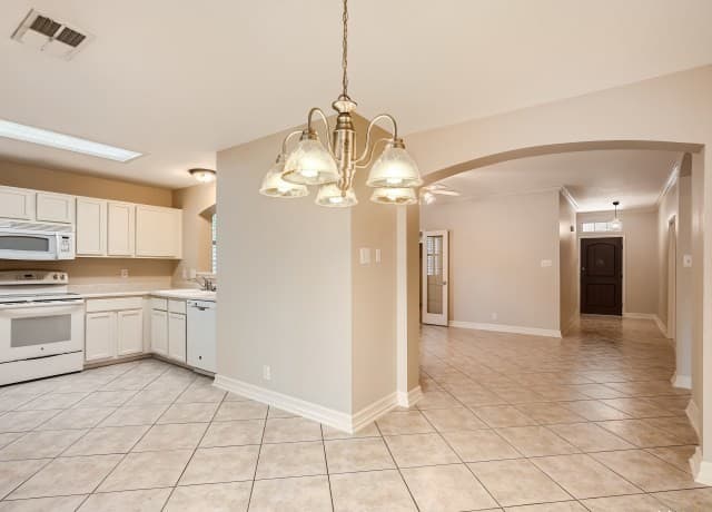 7722 Wexford Sq — photo 5