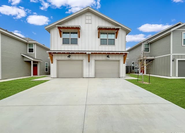 13862 Enzo Gate Unit 102