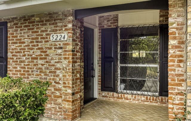 5224 E Rolling Ridge — photo 2