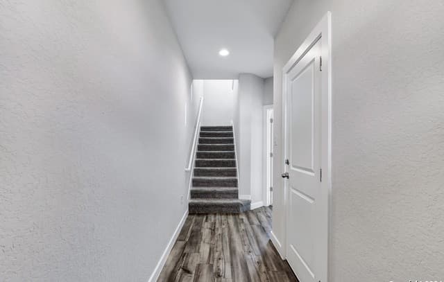 614 Errol St Unit 101 — photo 2