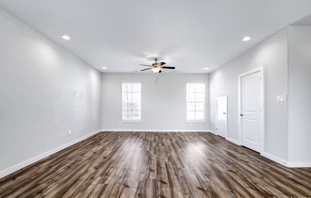 614 Errol St Unit 101 — photo 4