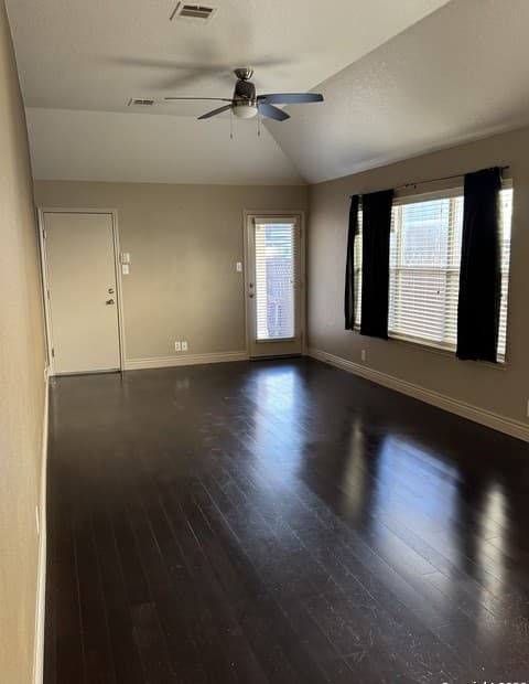 10913 Toscana — photo 3