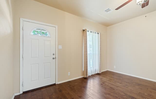 308 Rustic Trl — photo 5