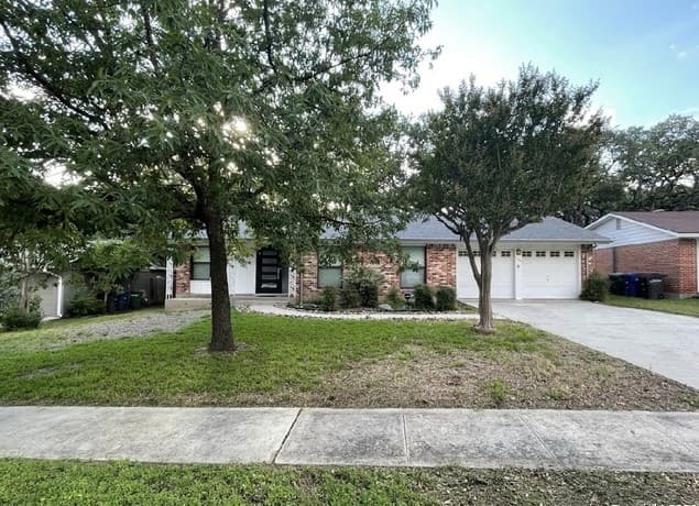 11003 Janet Lee — photo 4