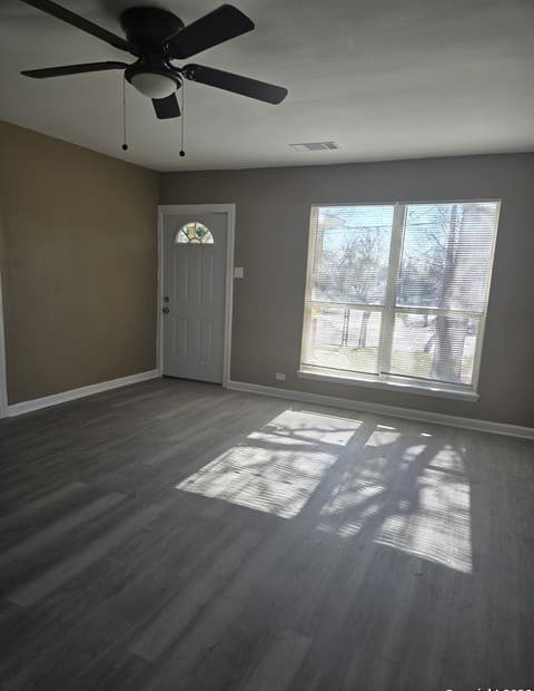 2051 Martin Luther King — photo 4