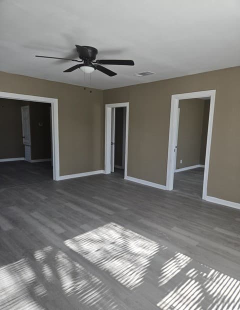 2051 Martin Luther King — photo 5