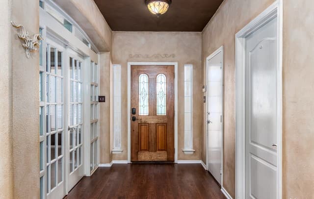 1122 Persian Garden — photo 3