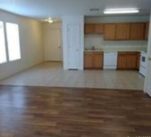 11252 Center Point Rd — photo 1