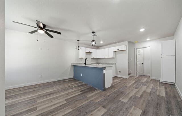 227 Grimes Unit 201 — photo 2