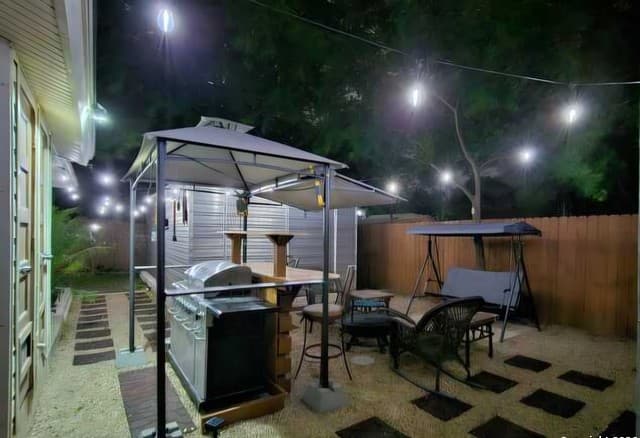 820 Durr — photo 1