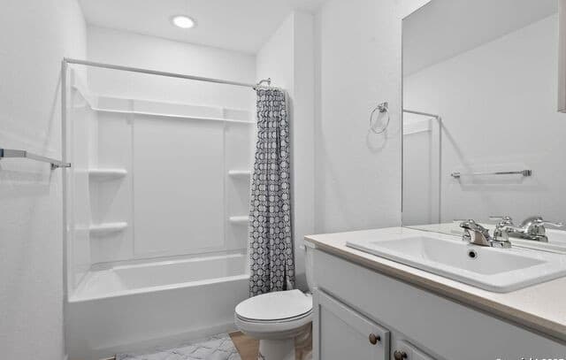 1451 Neria — photo 5