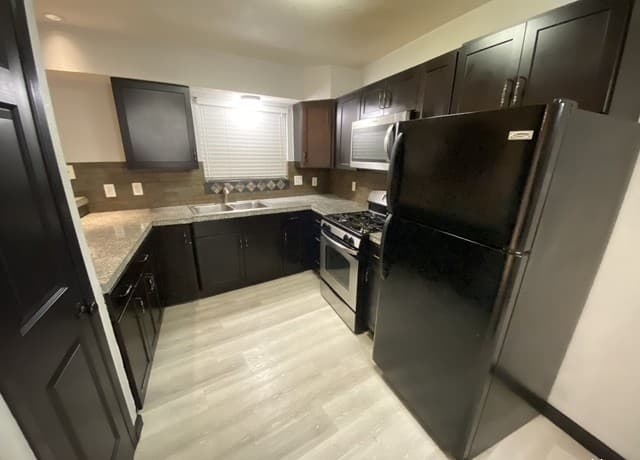 211 Natalen Ave Unit 104 — photo 4