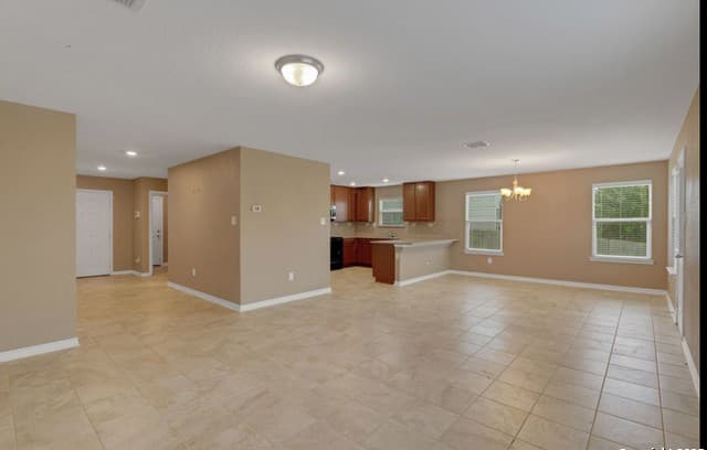 14210 Omicron — photo 3