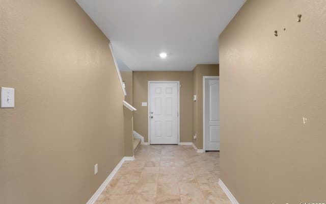 14210 Omicron — photo 5