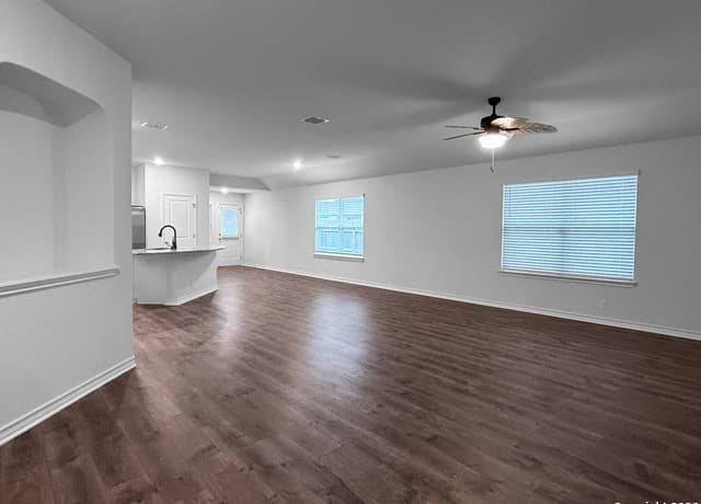 13306 Sugarberry Elm — photo 3