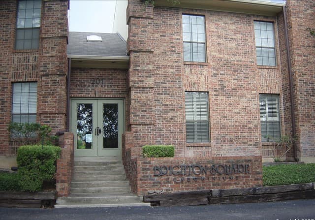 201 Ellwood St Unit 205 — photo 2