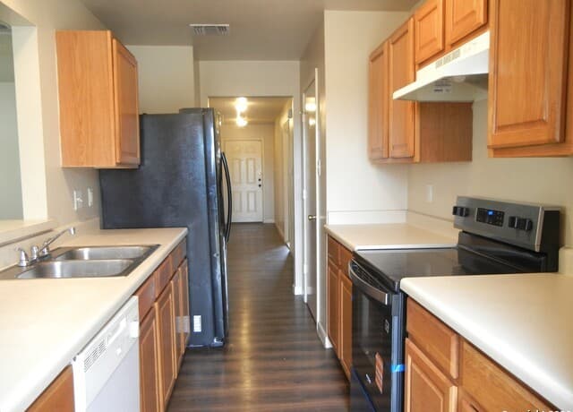 13015 Oconnor Cv — photo 5