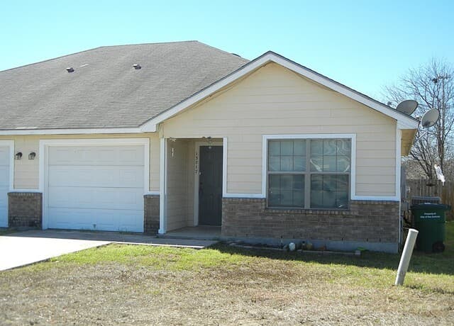 13017 Oconnor Cv — photo 1