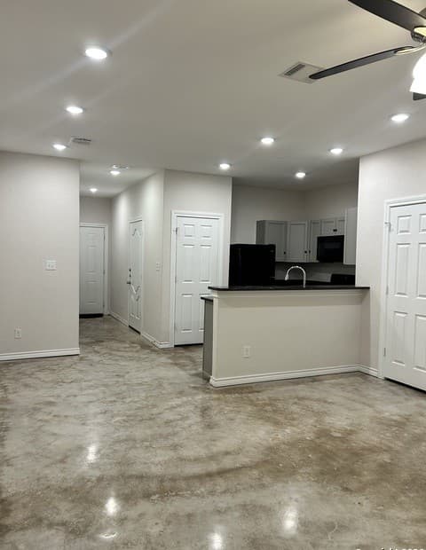 6926 Crestway Unit 3 — photo 3