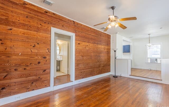2-bedroom rental at 814 W Lynwood Ave in San Antonio, TX — photo 5