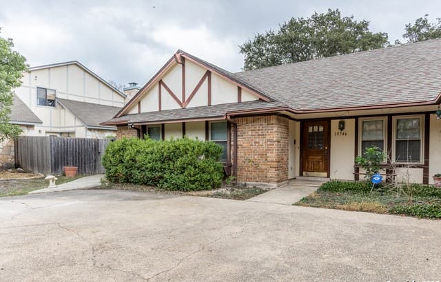 19746 Encino Way — photo 3