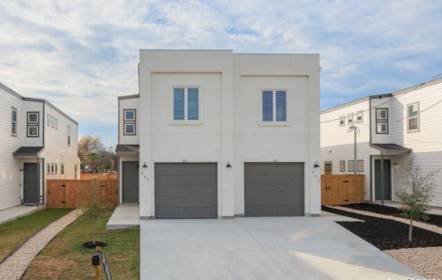 211 San Salvador Unit 102