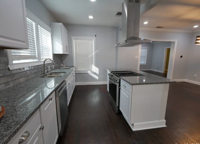 1142 W Lynwood — photo 4