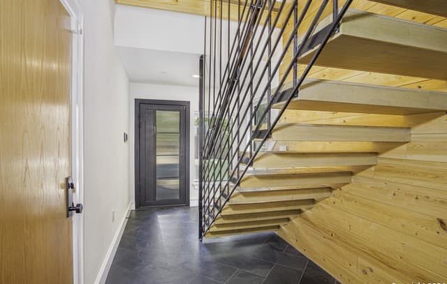 215 Beauregard — photo 4