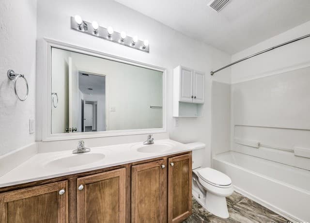 6327 Fence — photo 2