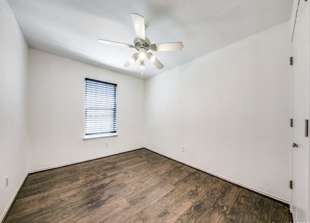 6327 Fence — photo 4